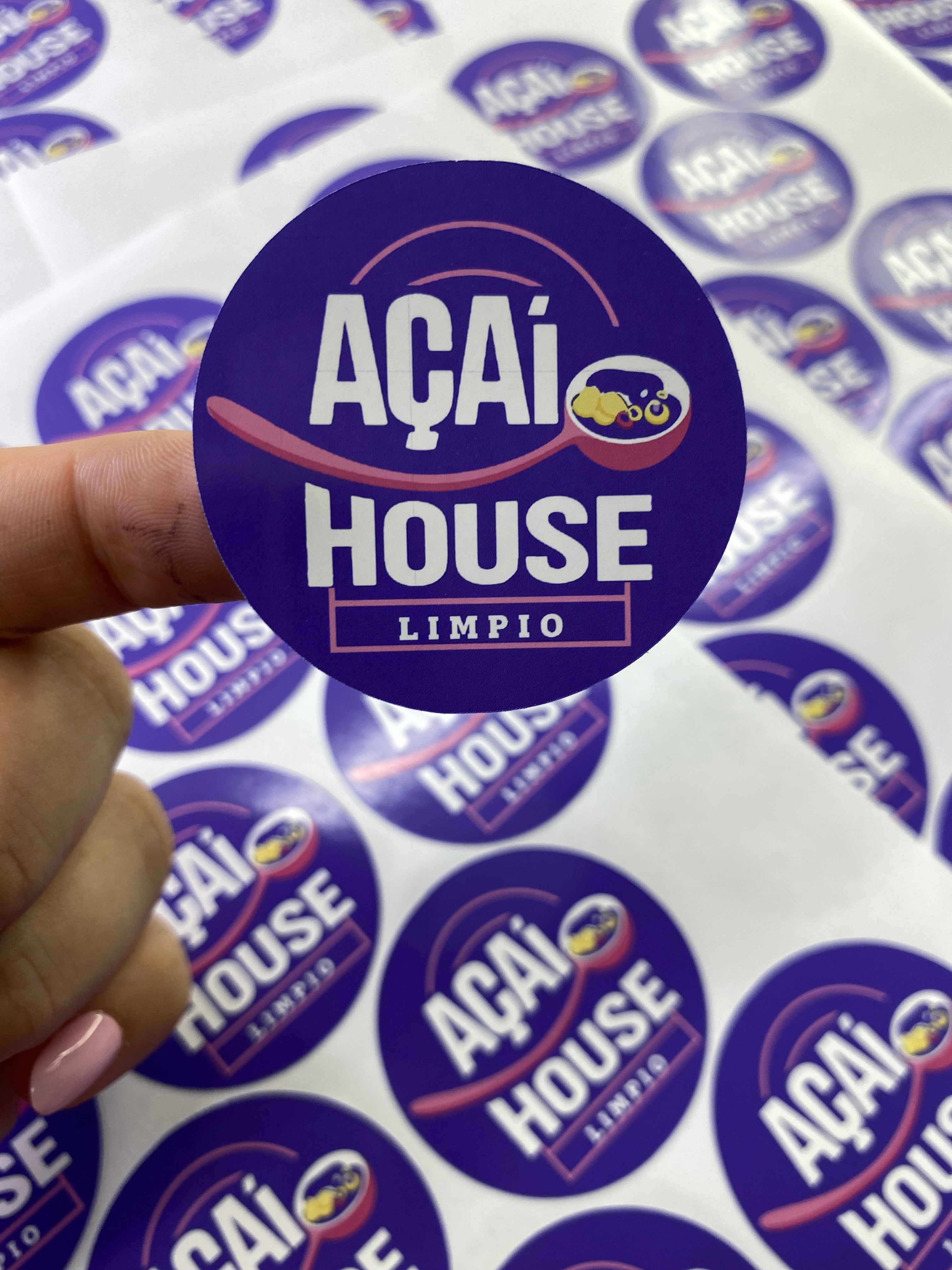 Stickers troquelados personalizados